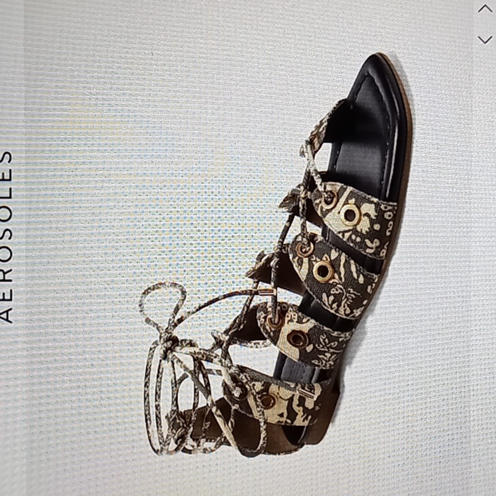 Sandals - Picture 2 of 5
